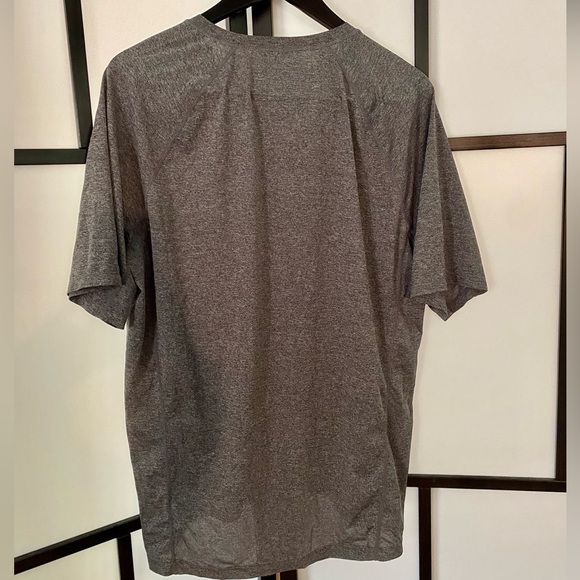 Grey Mondetta Outdoor Project Sports Golf T-shirt - Picture 2 of 6